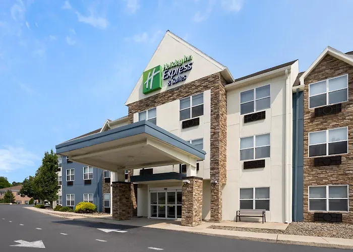 Holiday Inn Express & Suites Wyomissing By Ihg
